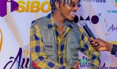 Juno Kizigenza akomeje kwandika amateka