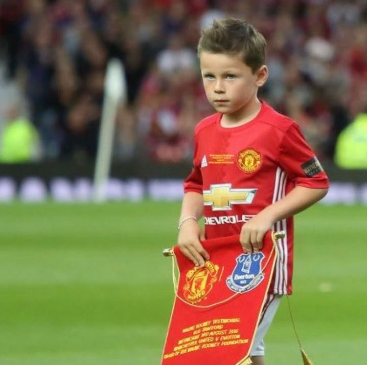 Umwana wa Wayne Rooney yakoze agashya