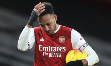 Isezerano Pierre-Emerick Aubameyang yahaye Sekuru ryamubuza kujya muri FC Barcelona iri kumwifuza
