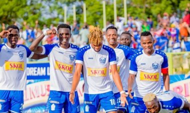 Rayon Sports yatanze Noheri n'Ubunani ku bafana bayo, APR FC yongeye gutakaza amanota ku munsi wa 10 wa shampiyona.