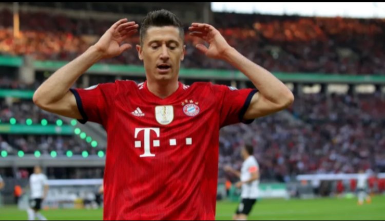 Robert Lewandowski agiye guhabwa igihembo kidasanzwe mu rwego rwo kumwihanganisha