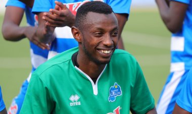 Ikipe y'i Burayi yatumiye umukinnyi wa Rayon Sports