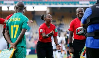 AFCON: Umunyarwandakazi Salima Mukansanga yavugishije benshi biganjemo ibikomerezwa nyuma yo kwandika amateka