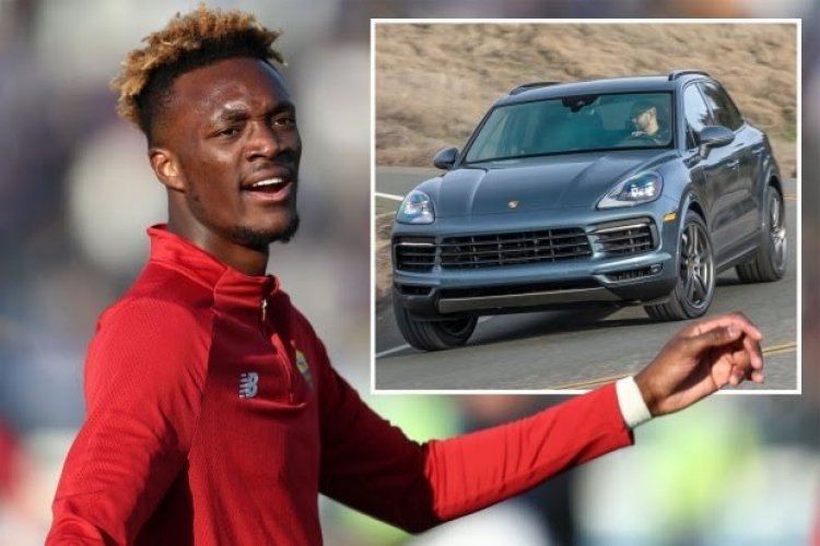 Tammy Abraham wahoze akinira Chelsea yakoze impanuka y'imodoka