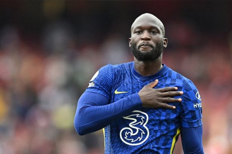 Kera kabaye Romelu Lukaku yasabye imbabazi umuryango mugari wa Chelsea nyuma yo gukora ibara