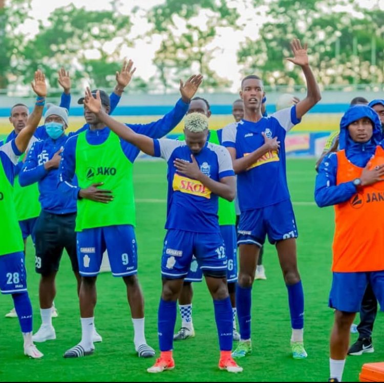 Mu mukino w'amakarita atukura, Rayon Sports yatsiburiye Etincelles iwayo