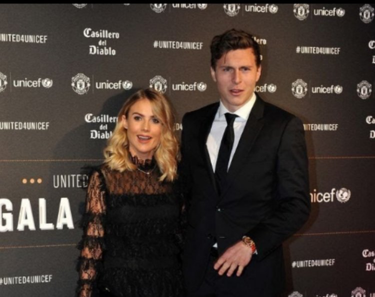 Urugo rw'umukinnyi wa Manchester United rwatewe ubwo bakinaga na Brentford