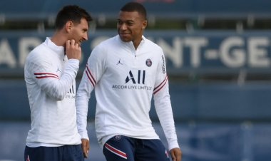 Kylian Mbappe yabonye impamvu Lionel Messi atari kwitwara neza mur PSG