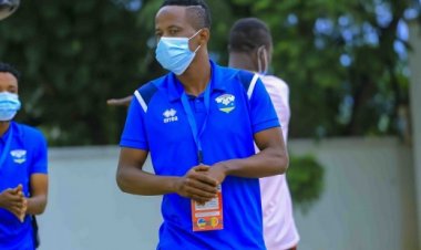 Mike Mutebi utoza AS Kigali yaciye amarenga ko nta mwanya afitiye kapiteni Haruna Niyonzima