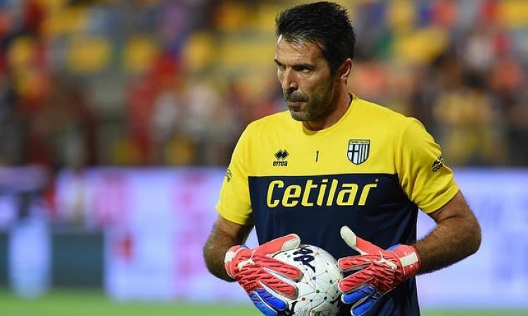 Nyuma yo gushyiraho agahigo katazapfa kuvaho, Gigi Buffon yatangaje isi ya ruhago avuze igihe azamanikira inkweto