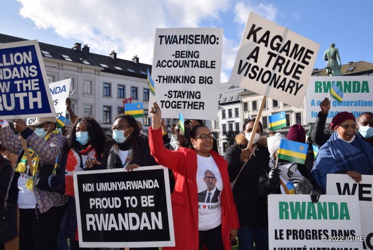 Perezida Paul Kagame yakiriwe n’imbaga nyamwinshi y’abanyarwanda baba mu Bubiligi