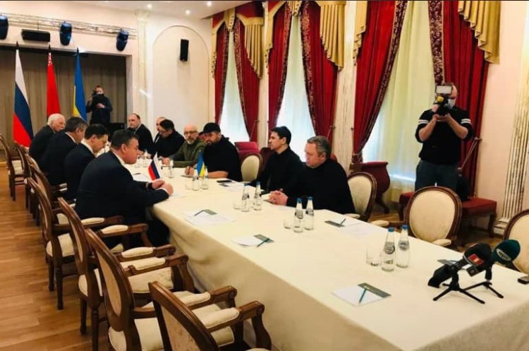 Ukraine n’u Burusiya: Ibiganiro byo kwiyunga birarimbanyije