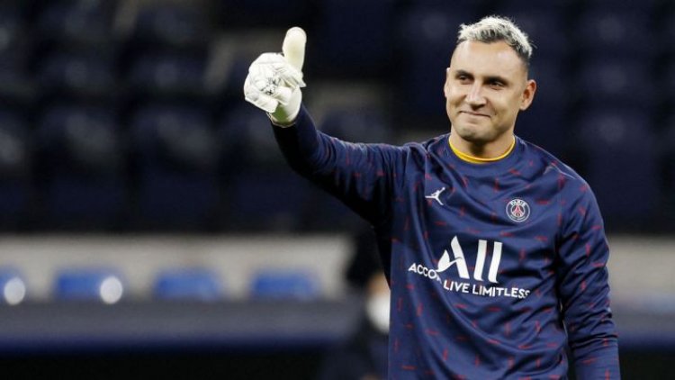 Igikorwa Umuzamu wa PSG Keylor Navas yakoreye impunzi zo muri Ukraine cyakoze benshi ku mutima