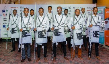 Mister Rwanda 2022: Harabura amasaha make ngo abasore 18 bamenyekane , dore 3 bayoboye abandi