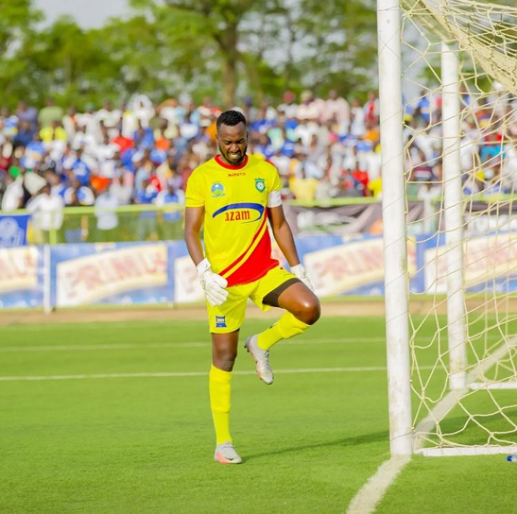 Kimenyi Yves yahaye ubutumwa abafana ba Kiyovu Sports nyuma yo gutenguha bagenzi be