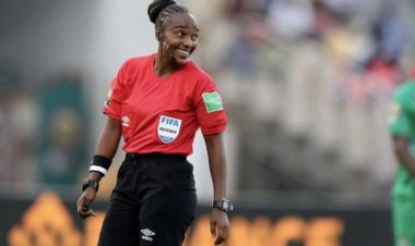 Salima Mukansanga agiye gukora andi mateka mu gikombe cy'isi cy'abagabo