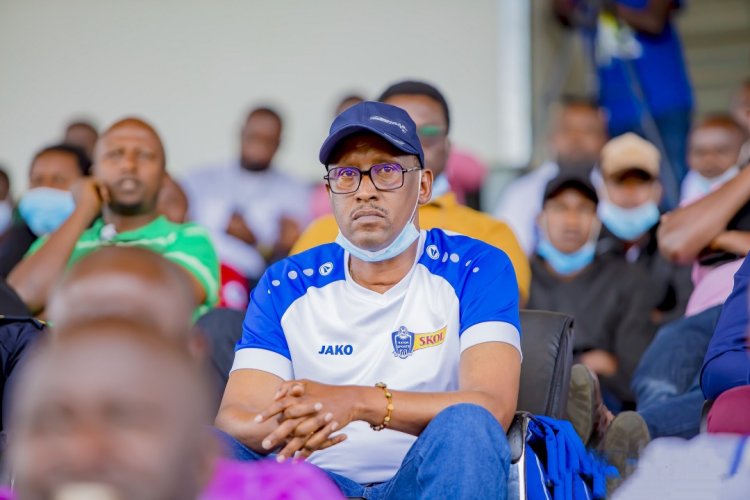 Perezida wa Rayon Sports yikomanze ku gatuza yemeza ko APR FC idakomeye kubarusha