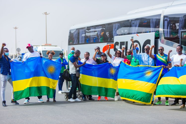 Amavubi yasesekaye muri Senegal yakirwa n'abanyarwanda(AMAFOTO)