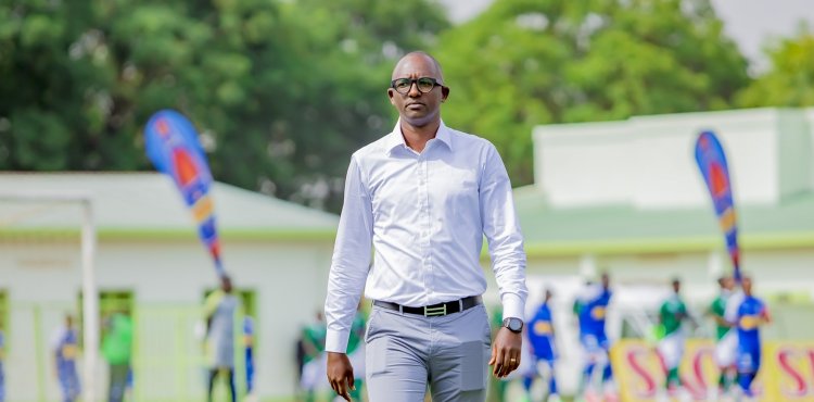 Haringingo Francis yemeza ko gusamara, imisifurire no korohereza APR FC ari byo byabujije Kiyovu igikombe