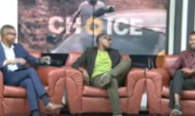 Live VAVA Dorimbogo ahuye na SuperManager umuriro uraka  amukubise akanyafu arahaguruka ariruka