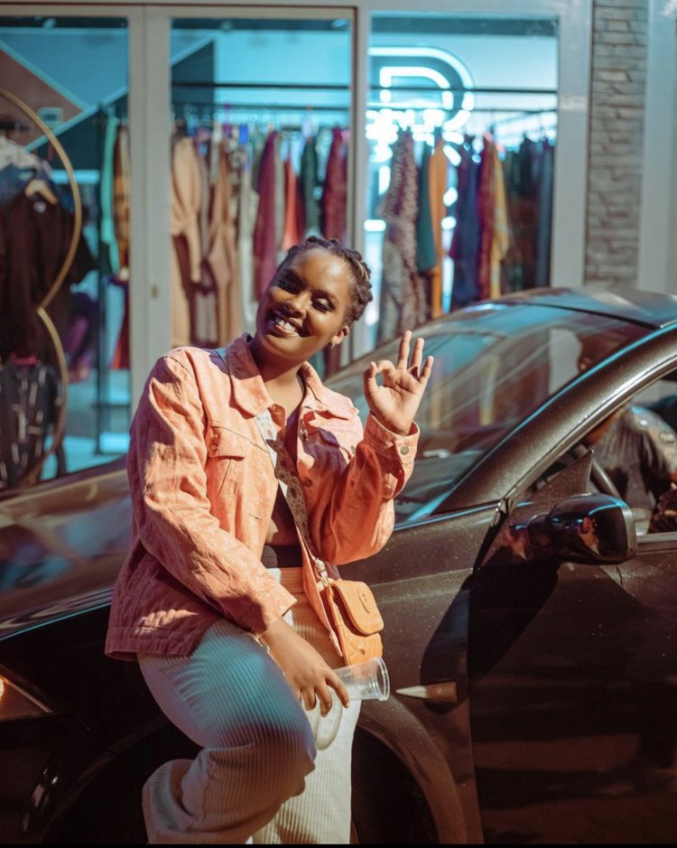 Narababajwe mu rukundo! Ariel Wayz agiye gushyira hanze Ep iriho indirimbo zimuvugaho