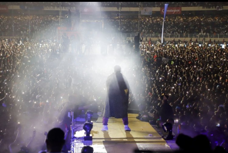 Abantu 11 barimo abapolisi bapfiriye mu gitaramo cya Fally  Ipupa