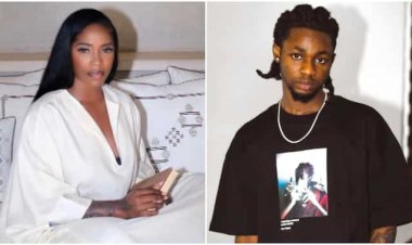 Nyuma ya Wizkid, Tiwa Savage ari mu rukundo n'umuhanzi arusha imyaka 17