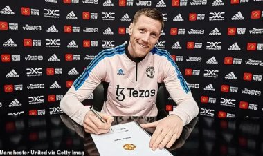 Impamvu itangaje yatumye rutahizamu mushya wa Man.United ahitamo nimero 27