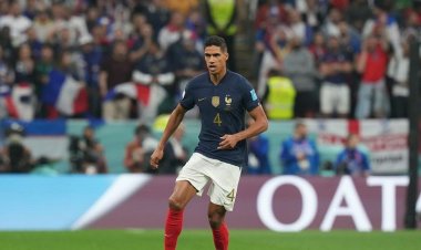 Varane yakurikiye Benzema na Lloris asezera mu ikipe y'igihugu