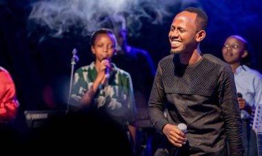 Ibyaranze igitaramo Prosper Nkomezi yakoreye I Huye