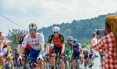 TdRwanda23:Aha Ethan Vernon harangiye! Hitezwe abazamutsi nka Chris Froome i Musanze