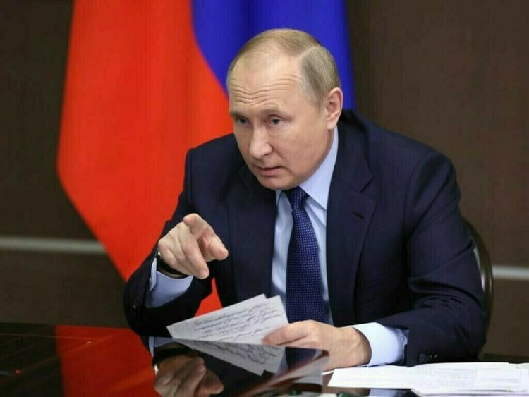 ICC iri guhinda umushyitsi nyuma y'impapuro zo guta muri yombi Perezida Vladimir Putin