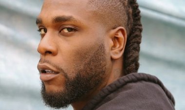 Impamvu Burna Boy yeretse ruhago akayoboka umuziki