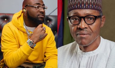 Davido yahawe umudari n'uwahoze ari Perezida wa Nigeria