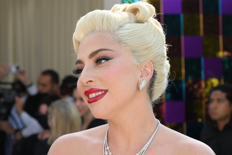 Lady Gaga wari amaze igihe atagaragara mu bikorwa bya muzika yahishuye ibyo yari ahugiyemo