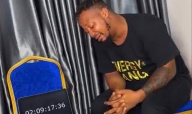 Yahuye n'uruva gusenya nyuma yo gushaka kurira igihe kirekire ku isi