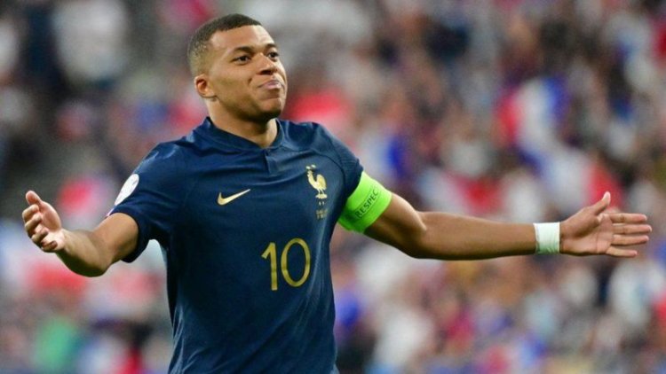 Kylian Mbappé  yavuze ibikomeye ku myigaragambyo iri i Paris