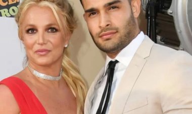 Bitunguranye, umugabo wa Britney Spears yasabye gatanya