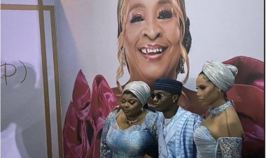 Video: Mfite umubabaro ntigeze numva mu buzima-Wizkid asezera nyina