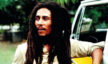 Ese wari uzi ko Bob Marley yashyinguranwe Bibiliya n'igifurumba cy'urumogi? Ese waba uzi impamvu?