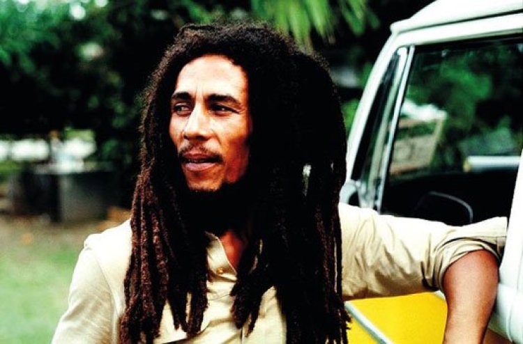 Ese wari uzi ko Bob Marley yashyinguranwe Bibiliya n'igifurumba cy'urumogi? Ese waba uzi impamvu?