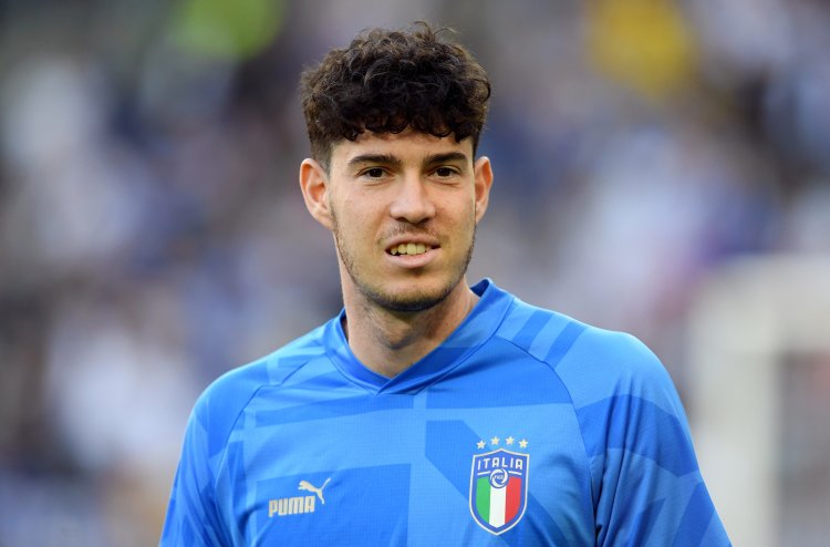 Chelsea na Manchester zigiye kugonganira ku mukinnyi