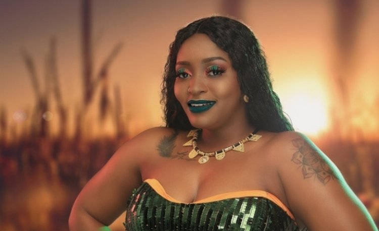 Winnie Nwagi yahendewe mu isoko atonganya inzira