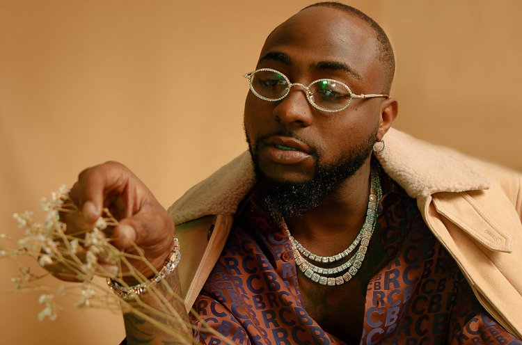 Abamaze iminsi bita Davido karyamyenda  akomeje kubikiza umwe kuri umwe