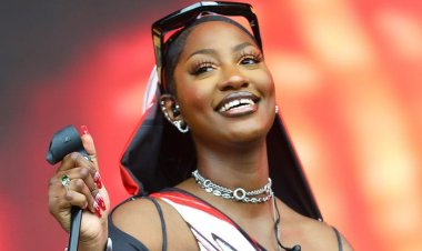 Tems aravuga ko abagore bo muri Nigeria bahiriwe