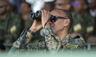 Perezida Kagame yazamuye mu ntera abasirikare 727 barimo Abajenerali