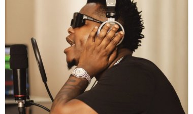 Bruce Melodie yakiranywe icyubahiro muri Kenya