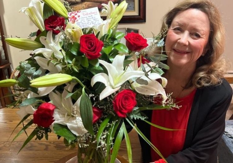 Nyuma y'imyaka 7 umugabo we apfuye yamwoherereje indabo kuri Saint Valentin