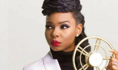 Yemi Alade kwanga gutanga ruswa y'igitsina byamusibiye amayira