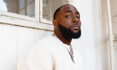 Davido yavuze impamvu adashishikajwe no gukorana n'abahanzi bo muri USA